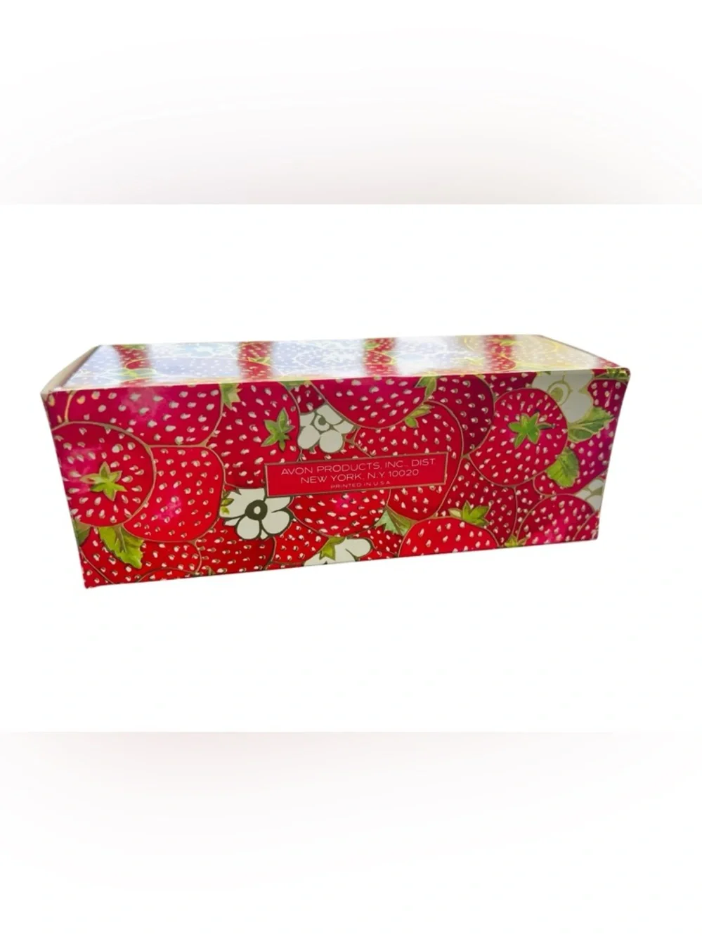 Avon x Royal Grafton Strawberry Set